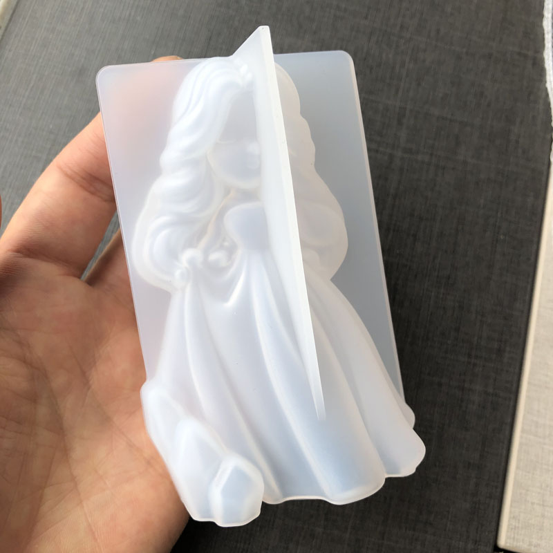 ثلاثية الأبعاد لطيف الأميرة سي - مراجعة Melt Pour Soap Base وسعره