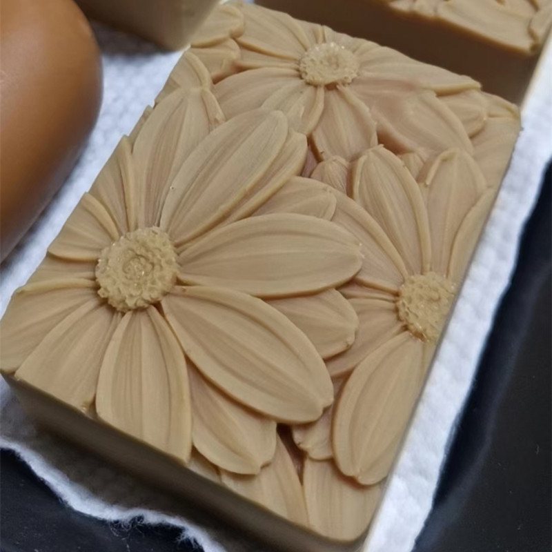 الأحدث!! !3d أنيقة عباد الشمس  - مراجعة Soap Making Books وسعره